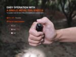 Компактен фенер FENIX E12 V3.0 AA 200 Лумена » Force.BG