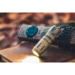 Компактен фенер Olight i18 Brass 180lm месинг » Force.BG