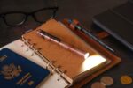 EDC фенер Olight i3T Plus Ancient Bamboo 250 лумена » Force.BG