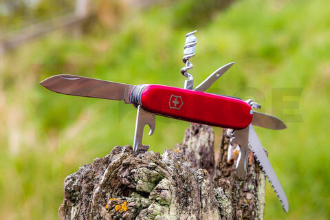 Мултифункционален Швейцарски Джобен Нож Victorinox Camper Stainless Steel Plastic Red » Force.BG