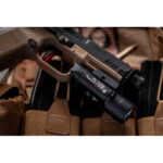 Пистолетен фенер Olight PL Turbo Valkyrie 800lm Desert Tan » Force.BG