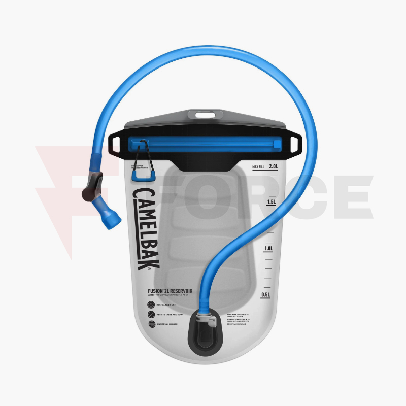 Резервоар за вода CAMELBAK Fusion 2L с водоустойчив цип » Force.BG