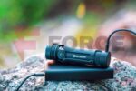 Мощен EDC фенер Olight Seeker 4 Pro 4600 лумена бял » Force.BG