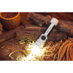 Мощен EDC фенер Olight Seeker 4 Pro 4600 лумена бял » Force.BG