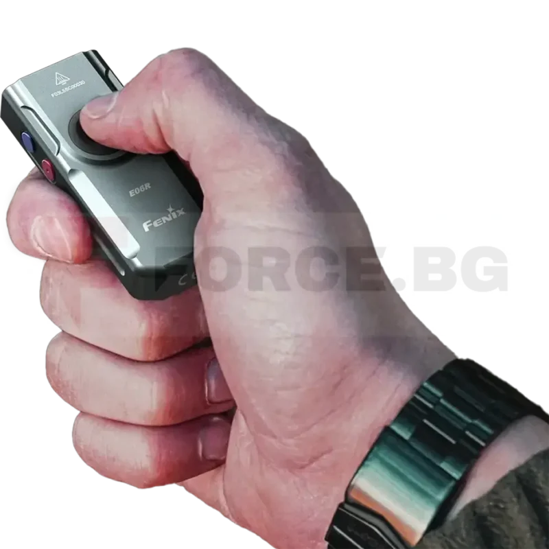 Компактен EDC фенер Fenix E06R 700lm тюркоаз » Force.BG
